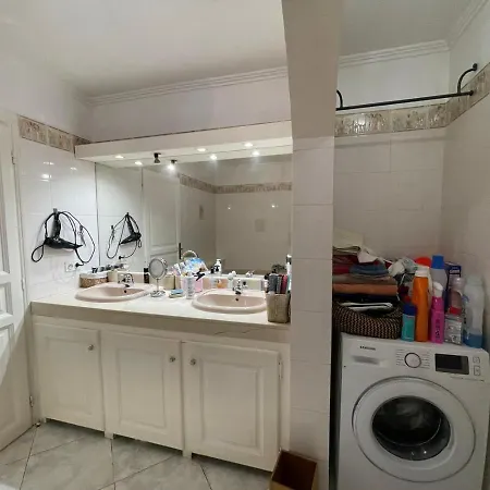 דירה T4 Tres Bien Situe Et Climatise LʼÎle-Rousse