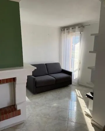 T4 Tres Bien Situe Et Climatise LʼÎle-Rousse