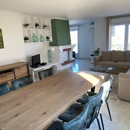 T4 Tres Bien Situe Et Climatise Apartament LʼÎle-Rousse