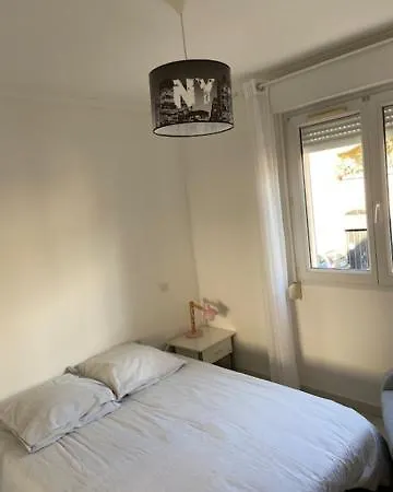 Apartment T4 Tres Bien Situe Et Climatise