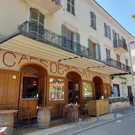 T4 Tres Bien Situe Et Climatise *