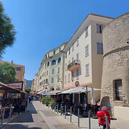 Apartment T4 Tres Bien Situe Et Climatise *