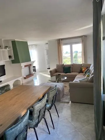 T4 Tres Bien Situe Et Climatise Apartmán