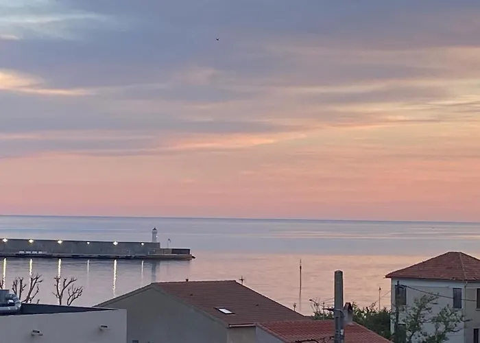 T4 Tres Bien Situe Et Climatise Apartmán *